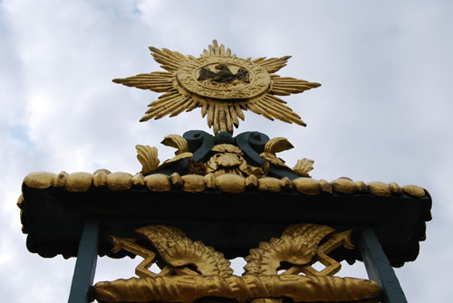 Zaun am Ehrenhof von Schloss Charlottenburg